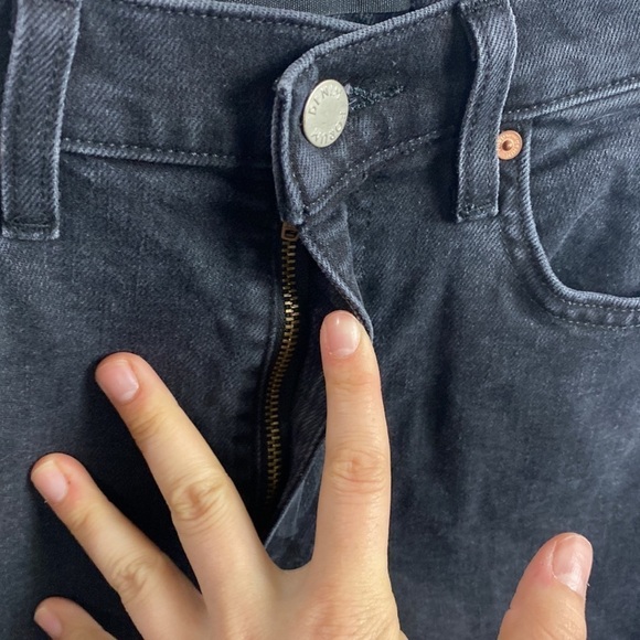 Denim Forum The Twiggy High Rise Flare 32L Jeans in Black - Size 24 - Picture 5 of 13